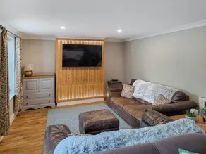 Family-friendly cottage with garden & barbeque | River view - Image 2