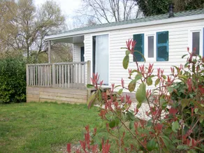 Mobile home with terrace & heated pool | Pet-friendly - Image 4
