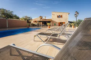 Finca with terrace, pool & garden | City view | Perfect for remote work - Image 2