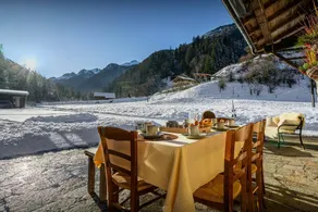 Casale adatto alle famiglie con terrazza, giardino e barbecue | Vista sul lago | Adatto per il telelavoro - Image 4