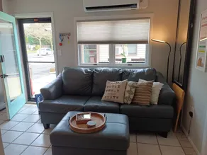 Adventure Doggie's Wildwoof Beach Bungalow - 3 Blocks To Beach - Image 3