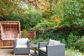 Holiday home with terrace, garden & barbecue - Image 2