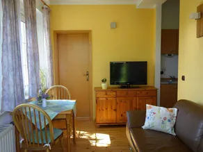 Vacation apartment north-east (for 2 - 4 persons) - Ferienwohnungen May - Image 3