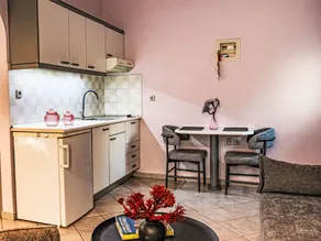Holiday apartment with BBQ, terrace & garden | Dogs allowed - Image 3