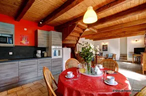 Gite with garden, terrace & barbecue - Image 2