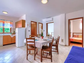 Fully equipped apartment with garden, barbeque & private pool | Pets are welcome - Image 4