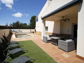 Fully equipped beautiful villa with barbecue, garden & private pool | Pets allowed - Image 2