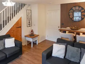 Cottage with garden & terrace - Image 3