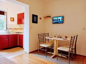 Holiday apartment with garden, terrace & BBQ | Nature view - Image 3