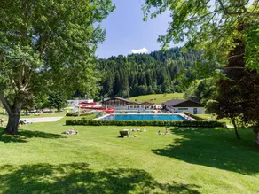 Apartamento ideal para familias con terraza | Vistas a la montaña - Image 2