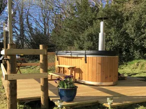 Cottage with jacuzzi | Pets allowed - Image 5