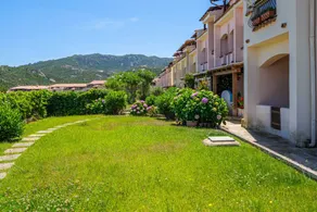 Charming house with terrace, garden & pool | Sea view | Next to the beach | Good for workation - Image 2