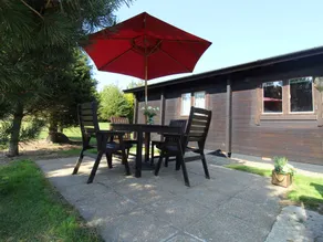 Cottage with garden & BBQ - Image 2