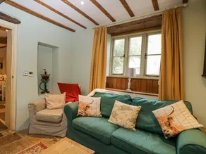 Cottage with garden - Image 5