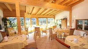 Apartment with terrace, garden & sauna | Mountain view - Image 4