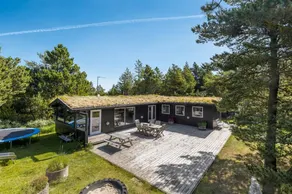 Children-friendly holiday home with terrace & sauna | Pets allowed - Image 2