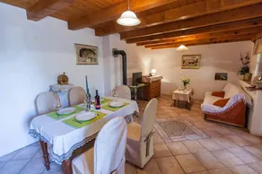 Nice house with terrace, garden & private pool - Image 4