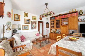 Children-friendly flat with terrace, private pool & barbeque | Garden view | Perfect for remote work - Image 4