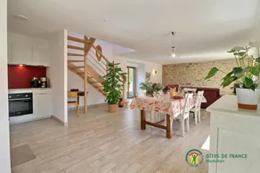 Gite with garden & terrace - Image 4
