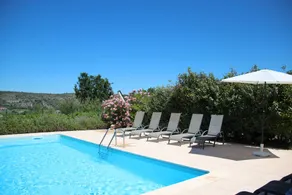 Big house with terrace & private pool - Image 2