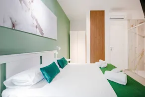 Room 'Estro' with Shared Terrace, Wi-Fi and Air Conditioning - Image 5