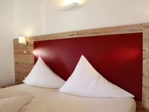 Apartment with sauna, hot tub & terrace - Image 2