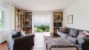 Flat with terrace & BBQ - Image 2