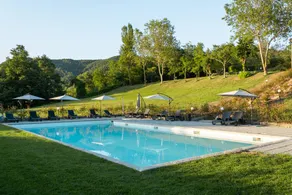 Agriturismo Tenuta Valdea - Ristorante e Piscina tra Bologna e Firenze: Camera Matrimoniale Standard 2 - Colazione Inclusa - Image 2
