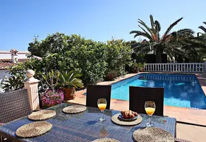 Villa 'Casa Pera' with Sea View, Pool, Wi-Fi, Garden & Terrace - Image 3