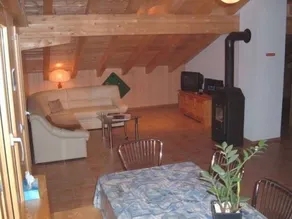 Pleasant holiday apartment with terrace | Lake view - Image 2