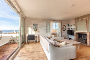 Apartment Roucas Blanc with Exceptional Sea & Notre Dame View, Terrace & AC - Image 5