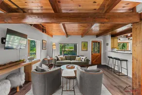 Family-oriented house with hot tub & BBQ | Mountain view - Image 5