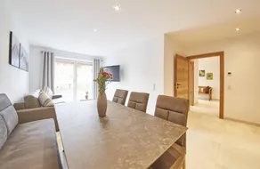 Flat with garden, terrace & barbeque - Image 5
