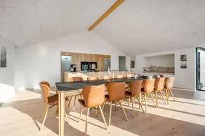 Children-friendly holiday home with terrace, hot tub & sauna | Dogs allowed - Image 5