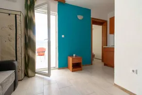 Wonderful flat with terrace & hot tub - Image 5