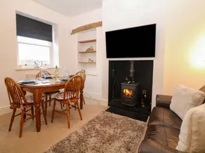 Family-oriented beautiful cottage with garden | Pets are welcome - Image 4