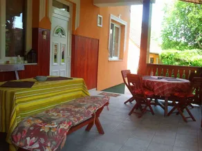 Holiday home with terrace, garden & barbeque - Image 4
