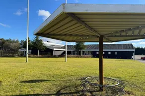 Holiday home with terrace - Image 5