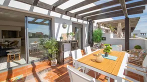 Voll ausgestattetes schönes Apartment mit Terrasse, Garten und Pool - Image 3