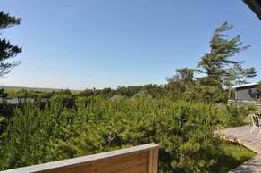 Fully equipped holiday home with terrace & BBQ - Image 2