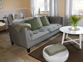 Child-friendly apartment with terrace, barbeque & pool | Garden view | Pets are welcome - Image 2