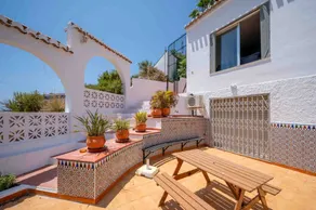 Chalet with terrace, garden & barbecue - Image 4