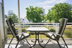 strandnahe Ferienwohnung mit 2 Balkonen - Haus am Kurpark FeWo 12 - Image 4