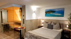 Wohnung mit Whirlpool, Sauna und Pool - Image 3