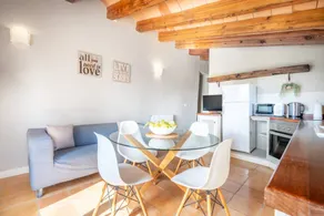 Apartment 'Vista Montaña' with Mountain View, Shared Pool and Wi-Fi - Image 2