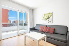 Holiday apartment with pool - Image 2