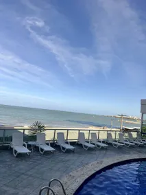 Apartamento con piscina | Vistas a la ciudad - Image 2