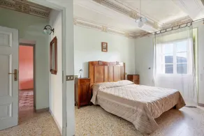 Apartment with pool, barbecue & garden - Image 3