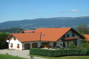 House with barbecue, terrace & garden - Image 2
