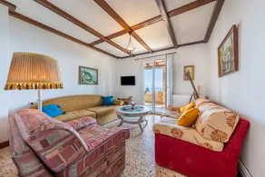 Apartment with garden | Mountain view - Image 4